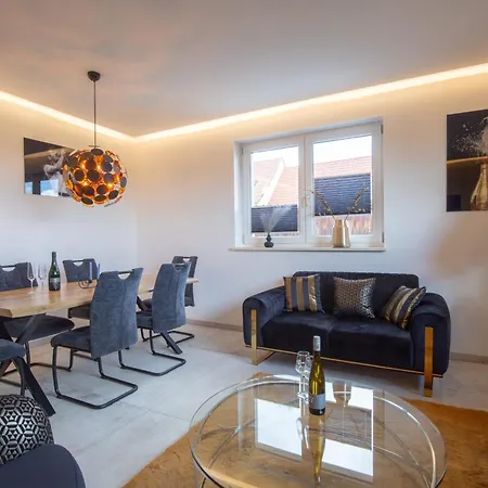 Apartmenthaus Schlag * Naumburg (Saale)